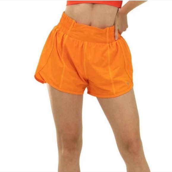 Balance Athletica / Vitality Oasis Breeze Shorts in Mango - Picture 5 of 9